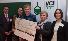 Franziskus gewinnt Preis für dauerhafte Teilnahme